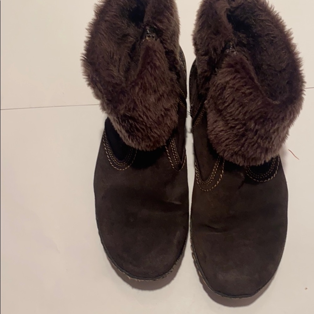 Bare Traps winter shoes